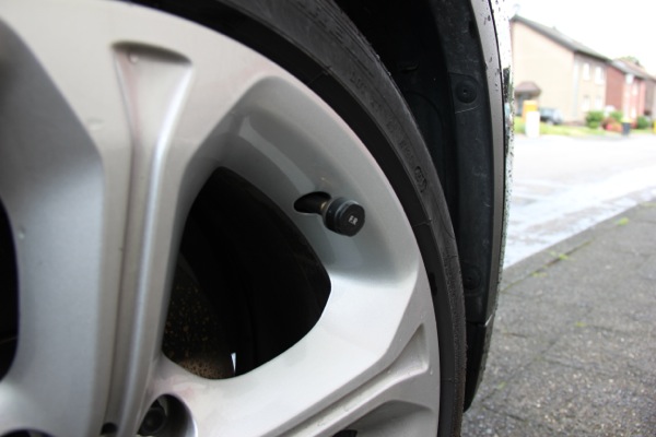 TireHawk: Reifendruck-Kontrollsystem mit App-Anbindung