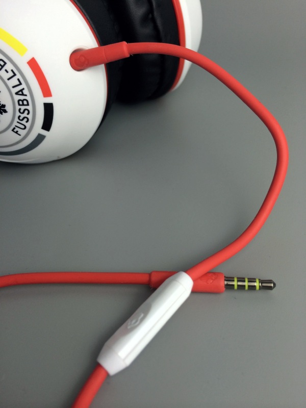 Skullcandy Hesh 2.0: Over-Ear-Kopfhörer im DFB-Look & einfach das Original