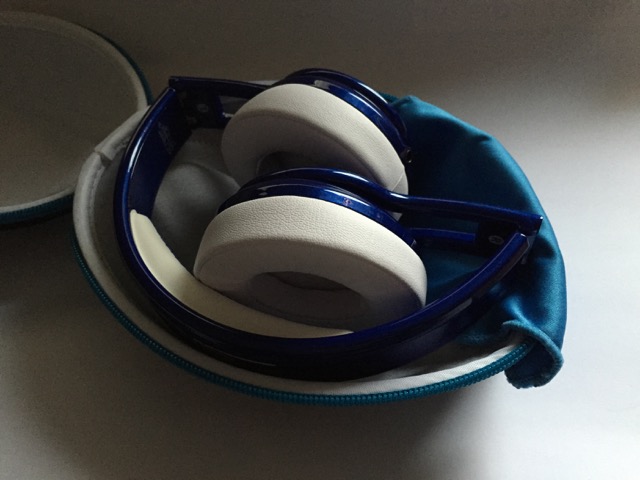 SMS Audio Street by 50 OnEar: Basslastiger Design-Kopfhörer aus der Hand von Rapper 50 Cent