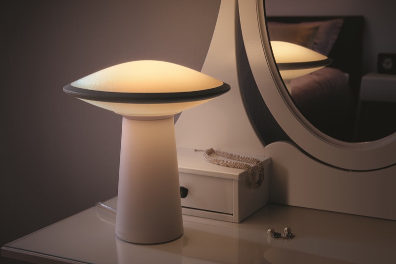 Philips Hue go: Bunte LED-Leuchte zum Mitnehmen