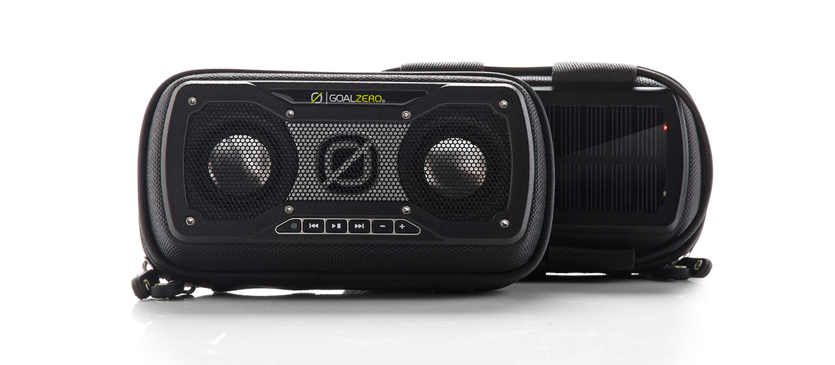 Rock Out 2 Solar im Test: Outdoor-Lautsprecher mit Solar-Panel, Akku & Bluetooth