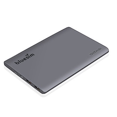 Bluesim: Besonders flacher Akku mit 10.000 mAh dank Gutschein für nur 11 Euro