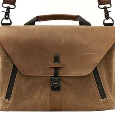 Waterfield Designs Staad Attaché: Stilvolle Laptoptasche aus Leder und Leinen für Business-User