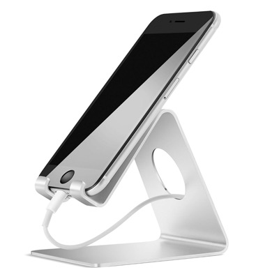 Für 5,99 Euro: iPhone-Ständer im iMac-Stil bei Amazon im Angebot