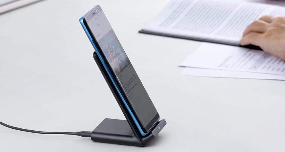 <span class="entry-title-primary">Als günstige Alternative: Qi-Ladeständer „Anker Wireless Charger PowerWave“ für nur 16,79 Euro</span> <span class="entry-subtitle">Mit Gutschein im Preis reduziert</span>
