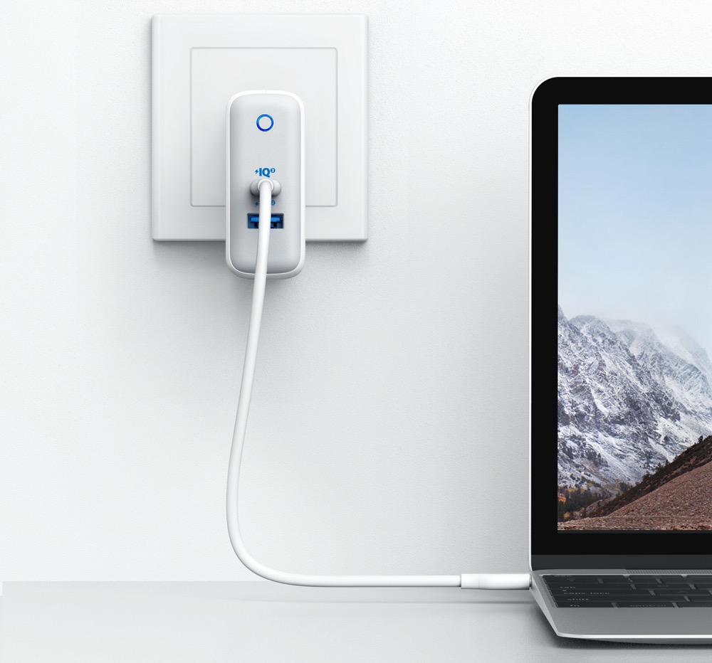<span class="entry-title-primary">PowerPort Atom III: Neues Anker-Ladegerät mit PowerIQ 3.0 jetzt erhältlich</span> <span class="entry-subtitle">Für 39,99 Euro</span>