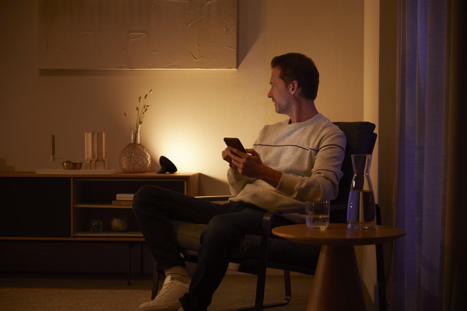 Signify stellt Hue Centris, neuen LightStrip Plus & mehr offiziell vor
