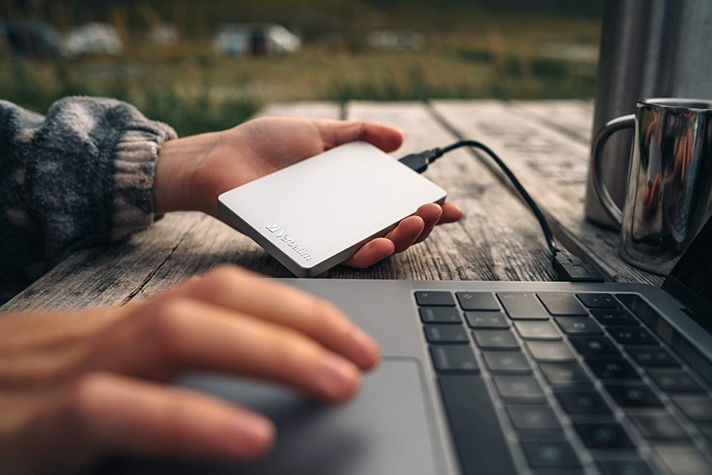 <span class="entry-title-primary">Verbatim Alu Slim: Kompakte Festplatte versteht sich auch mit macOS</span> <span class="entry-subtitle">Erhältlich mit 1 TB und 2 TB Kapazität</span>