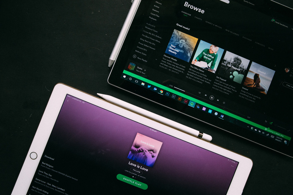 Spotify-App auf zwei iPads