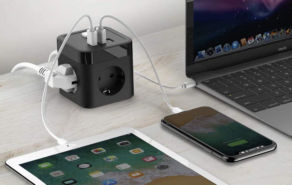 <span class="entry-title-primary">Steckdosenwürfel für 17,58 Euro: Drei USB und drei Stecker im praktischen Format</span> <span class="entry-subtitle">Nur auf USB-C muss man leider verzichten</span>