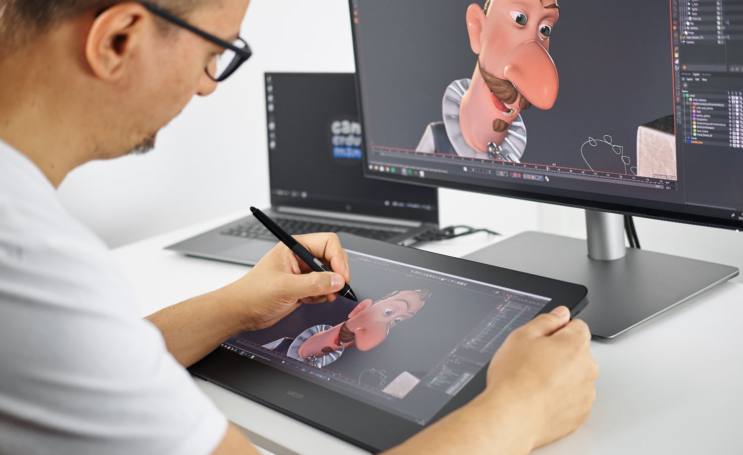 <span class="entry-title-primary">Wacom Cintiq Pro 16: Neues Kreativ-Stift-Display für ambitionierte Design-Profis</span> <span class="entry-subtitle">Noch im Oktober erhältlich</span>