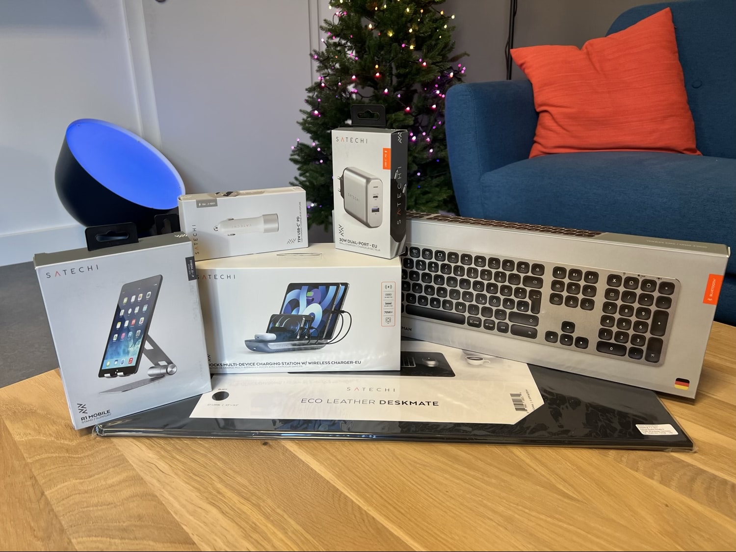 <span class="entry-title-primary">appgefahren Adventskalender: 8. Türchen mit Satechi</span> <span class="entry-subtitle">Eine große Ladung Zubehör für alle Fälle</span>