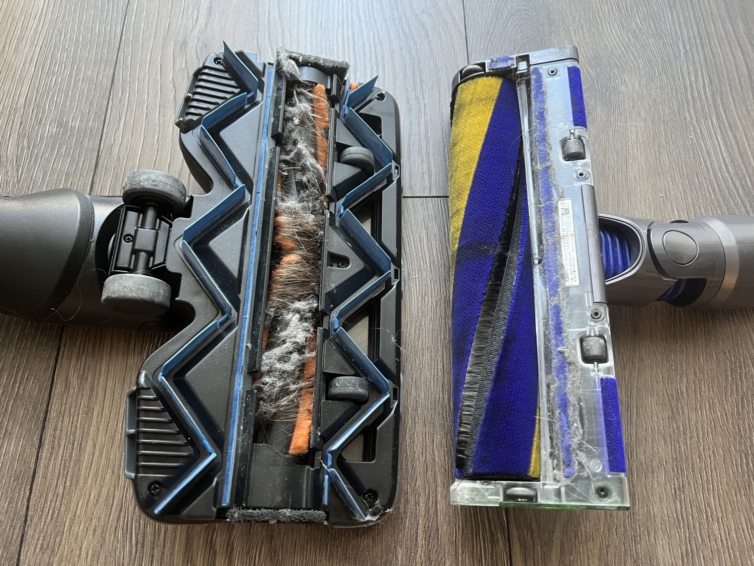 Philips Speedpro Max Aqua Vs Dyson V11 Blauwal Hymne Fragen dyson vs philips akku staubsauger Slipper