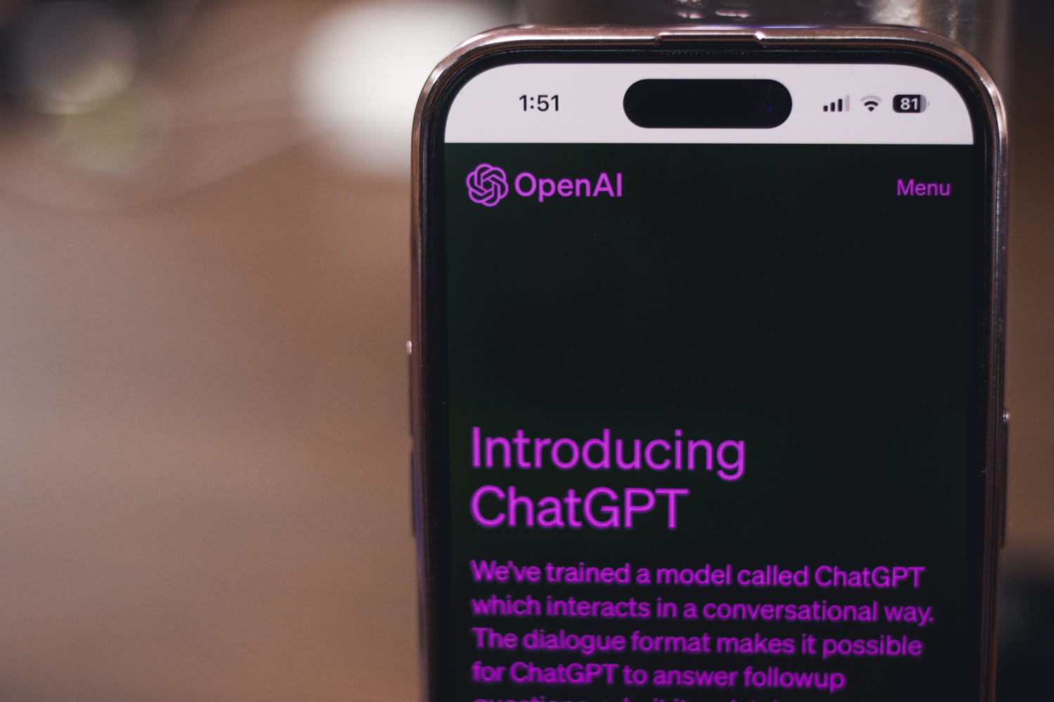 ChatGPT von OpenAI auf einem Smartphone