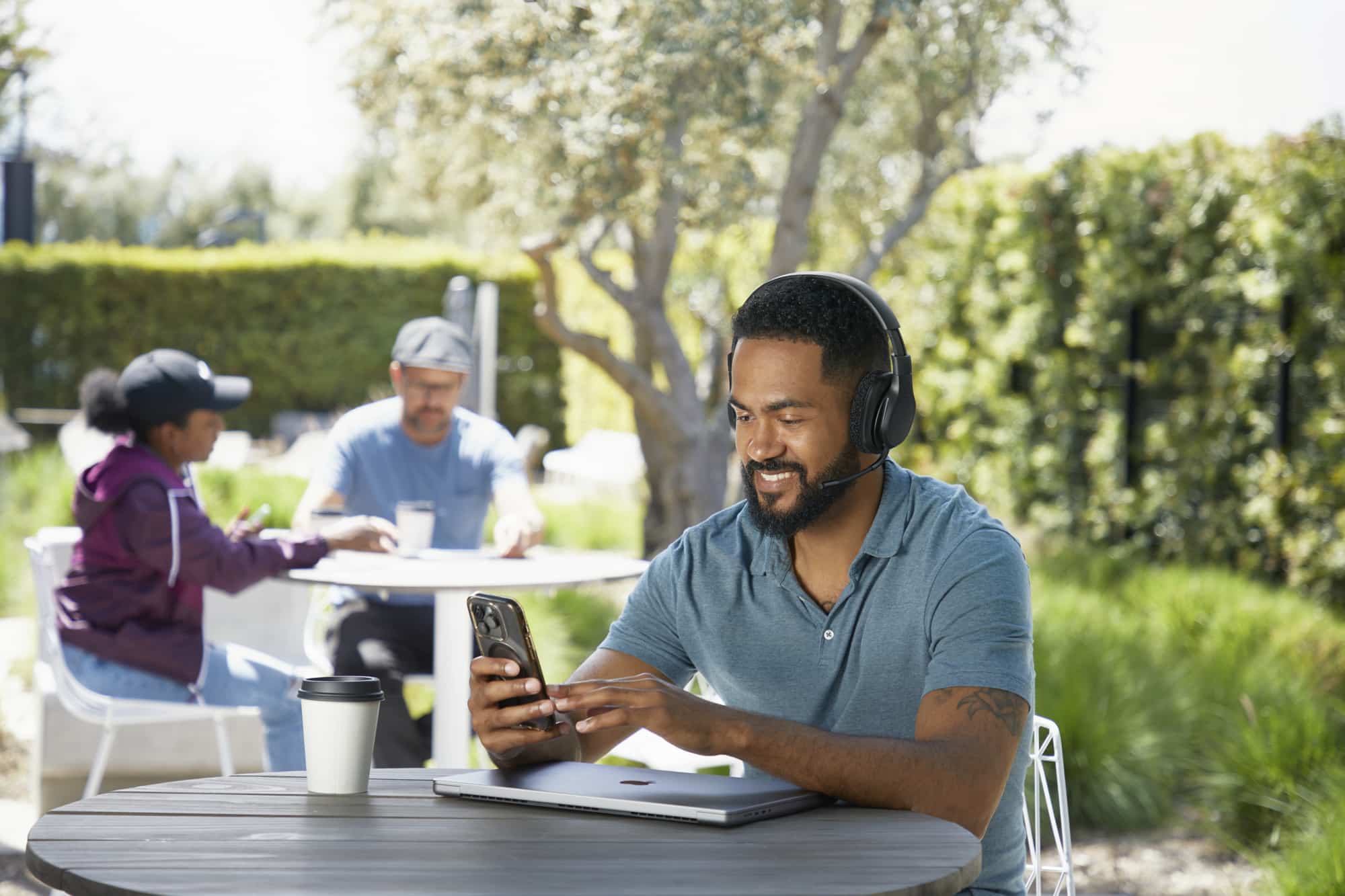 Belkin SoundForm Adapt Kopfhörer