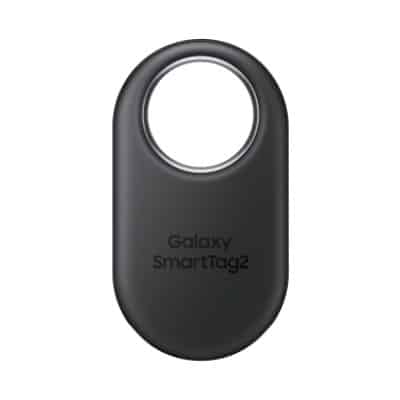 Schwarzer Samsung Galaxy SmartTag2 vor weißem Hintergrund