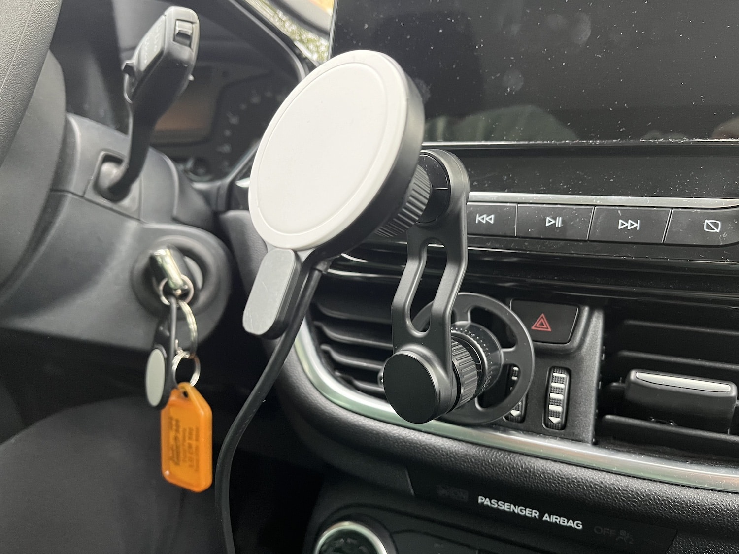Mophie kabellose Charging-Vent-Halterung fürs Auto im Test