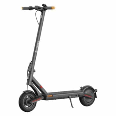 Navee S65D: Fährt sich komfortabel wie eine Limousine