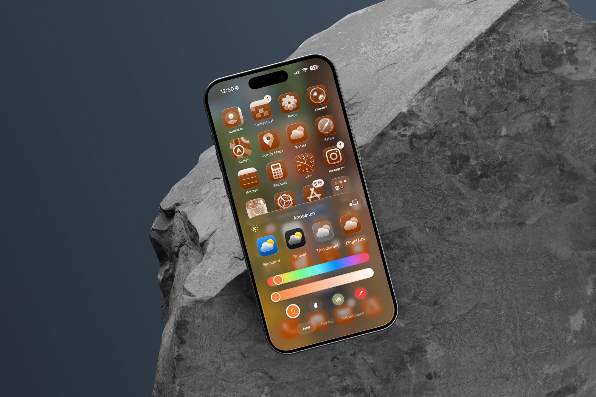 iPhone mit iOS 26 in Orange.