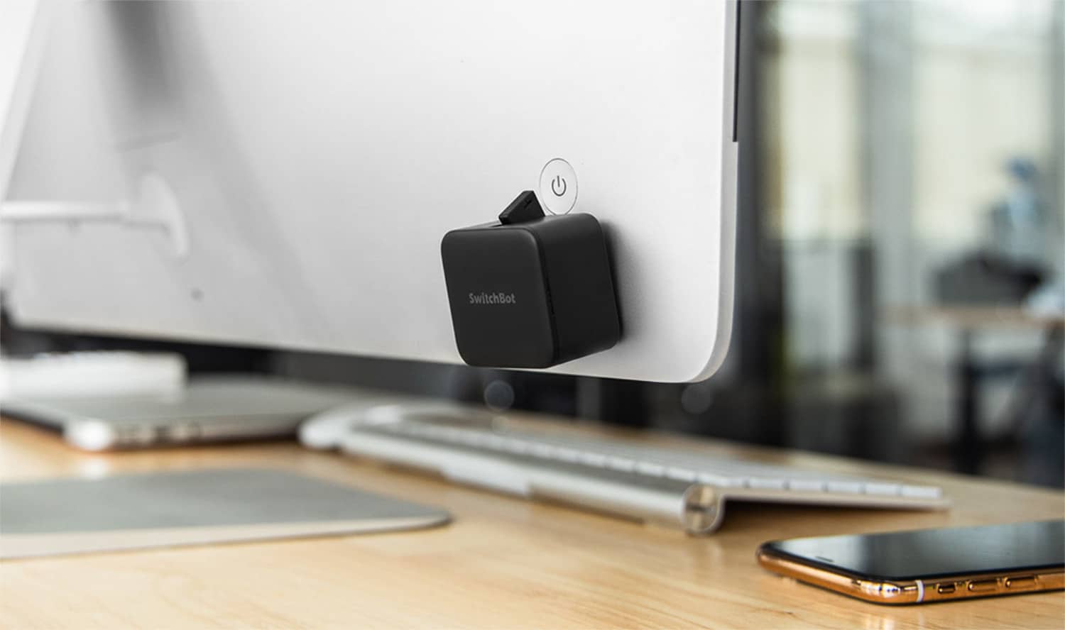 <span class="entry-title-primary">SwitchBot stellt wiederaufladbaren Smart Home-Bot vor</span> <span class="entry-subtitle">Ab sofort über die Hersteller-Website und bei Amazon erhältlich</span>