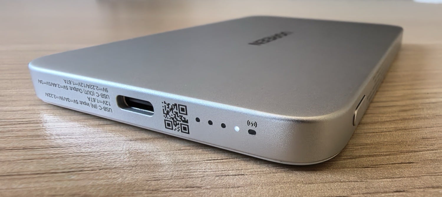Detailansicht der Ugreen MagFlow Air mit 5.000 mAh