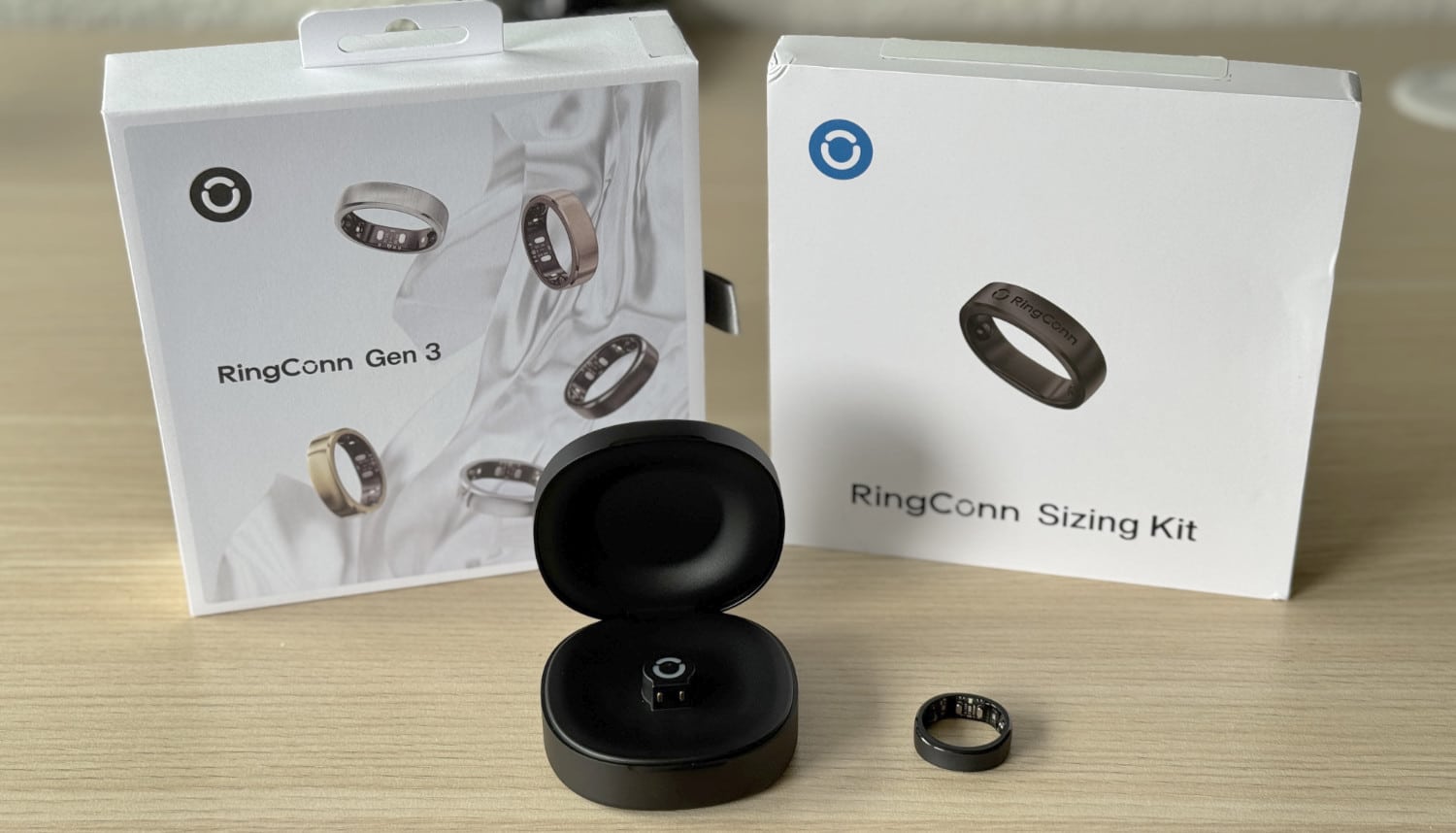 RingConn Gen 3 samt Ladecase und Verpackungen