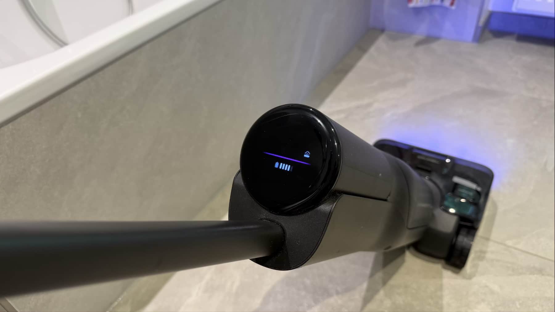 Display des Roborock F25 Steam