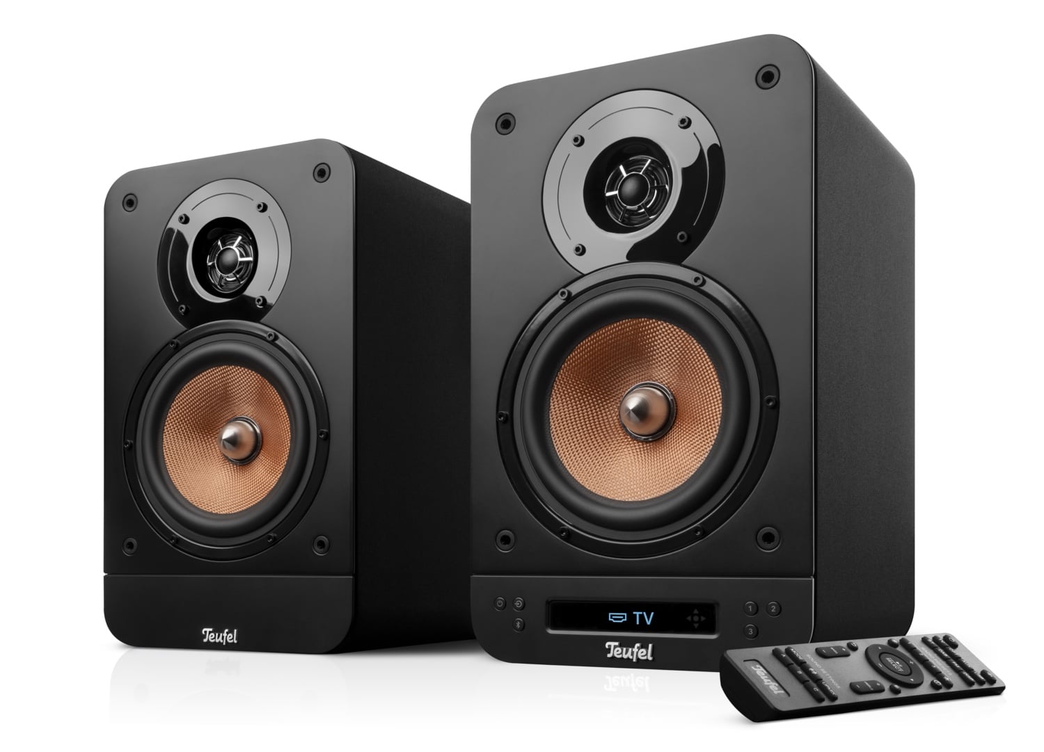Teufel ULTIMA 25 AKTIV 2 freigestellt in Schwarz