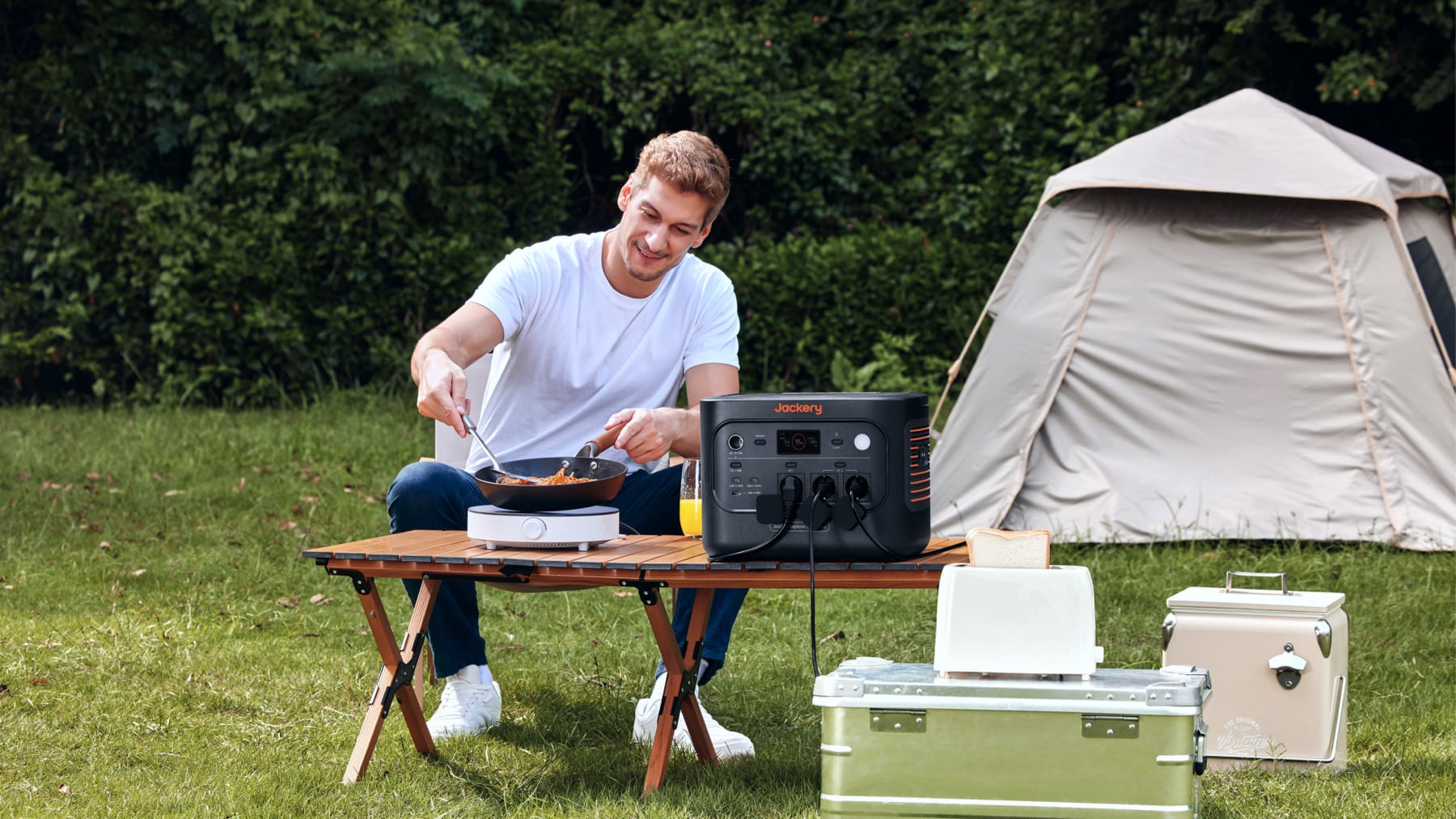 Jackery E2000 Plus v2