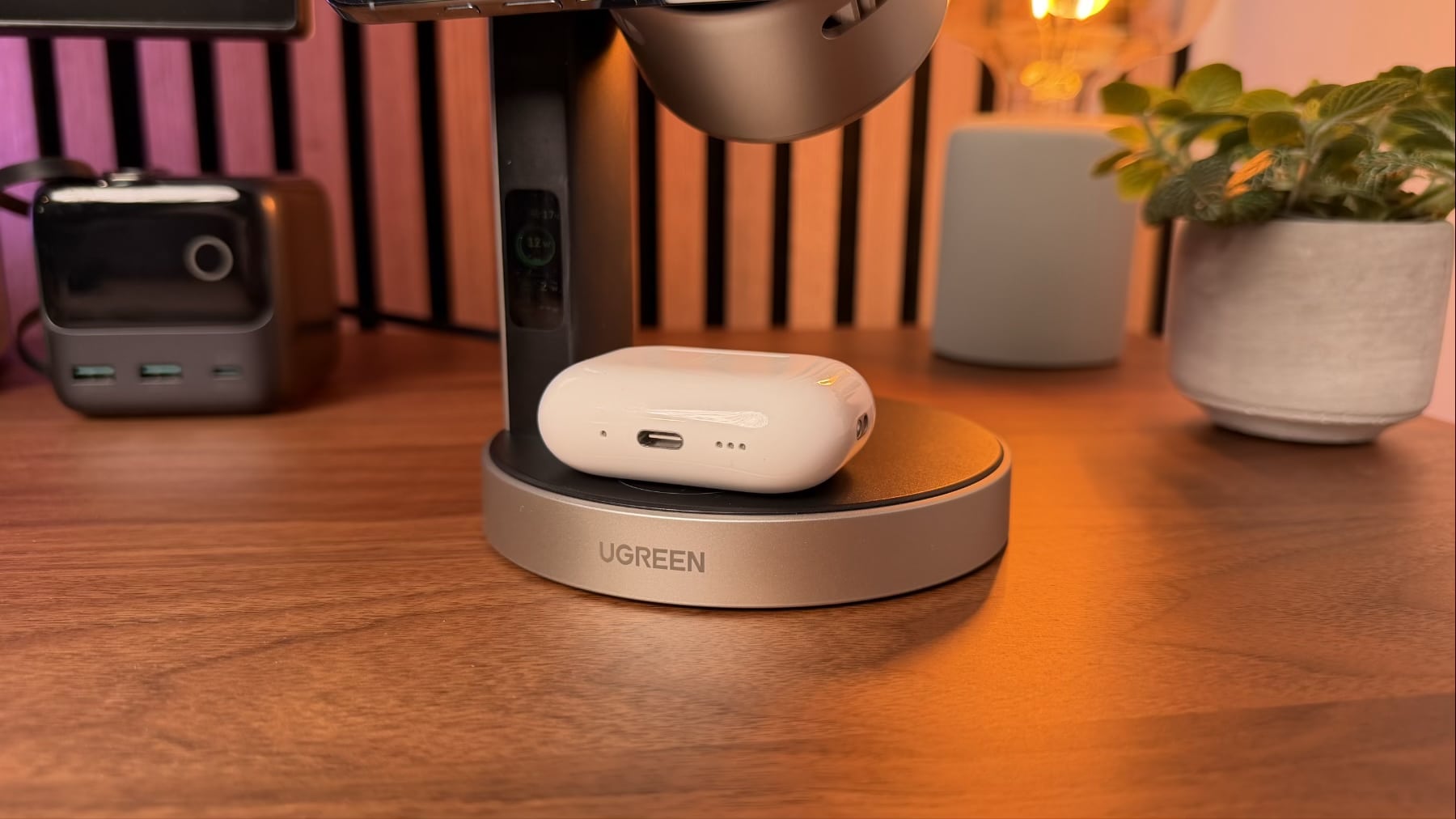 Ugreen MagFlow Pro Ladestation