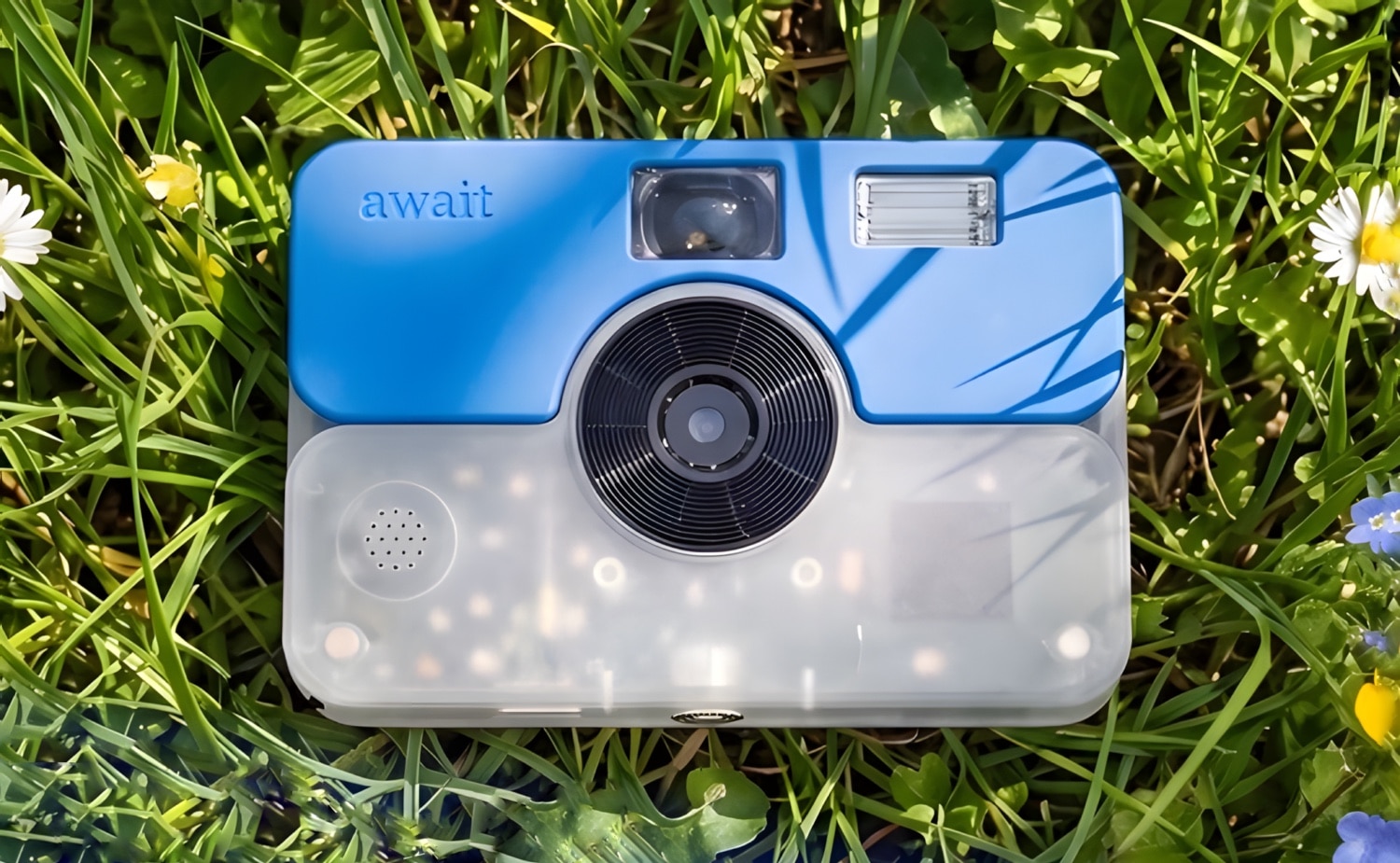 <span class="entry-title-primary">Await: Neue Retro-Digitalkamera will das Warten auf Fotos zurückbringen</span> <span class="entry-subtitle">Schluss mit dem Sofort-Check</span>