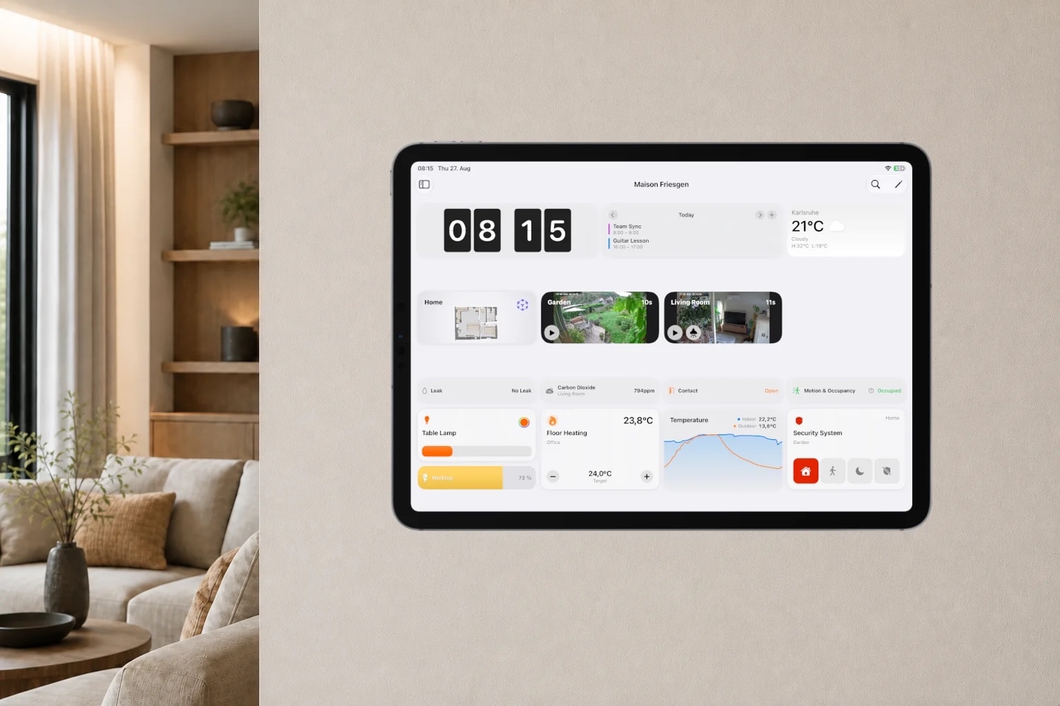 Controller für HomeKit auf einem iPad mit Dashboard an der Wand